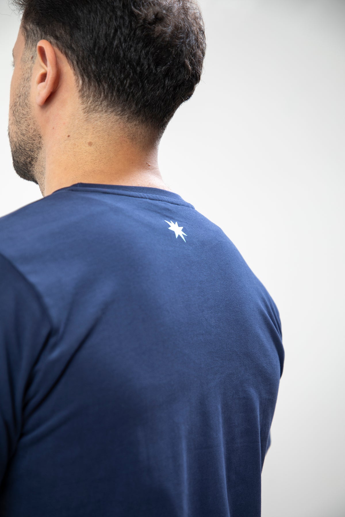 Men’s Hybrid T-Shirt - Navy